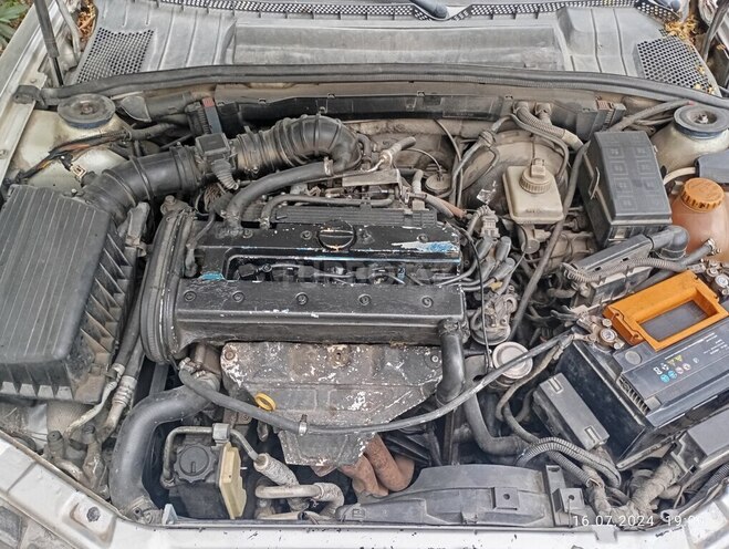 Opel Vectra 1997, 335,000 km - 2.0 l - Bakı