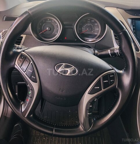 Hyundai Elantra 2014, 196,348 km - 1.8 l - Bakı