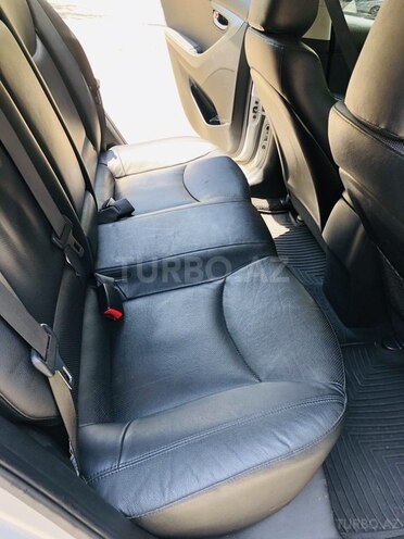 Hyundai Elantra 2014, 196,348 km - 1.8 l - Bakı