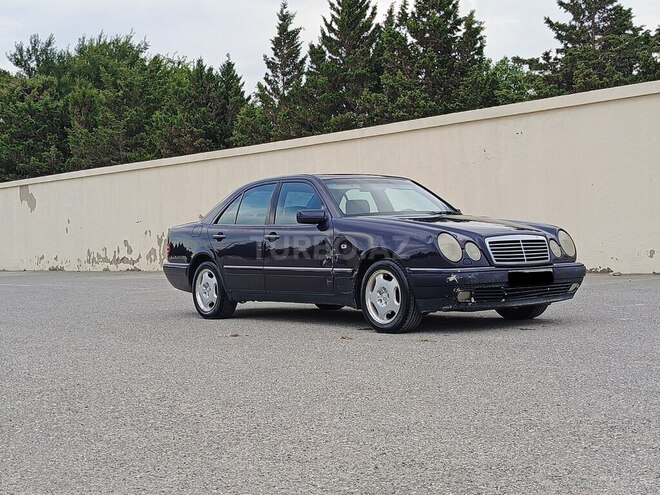 Mercedes E 240 1998, 417,000 km - 2.4 л - Sumqayıt