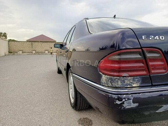 Mercedes E 240 1998, 417,000 km - 2.4 л - Sumqayıt