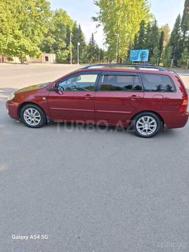 Toyota Corolla 2005, 300,000 km - 1.4 l - Mingəçevir