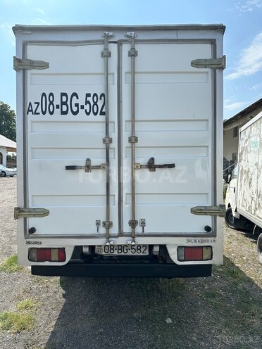 Isuzu NKR 55 L 2008, 165,000 km - 2.8 l - Zaqatala