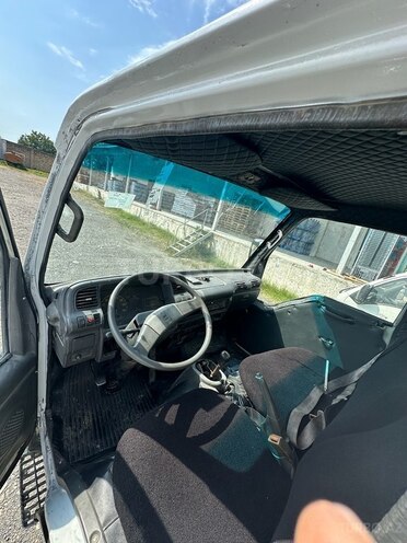 Isuzu NKR 55 L 2008, 165,000 km - 2.8 l - Zaqatala