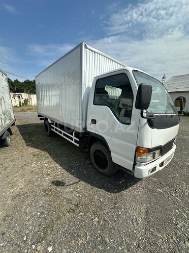 Isuzu NKR 55 L 2008, 165,000 km - 2.8 l - Zaqatala