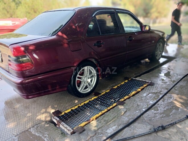 Mercedes C 180 1997, 200,000 km - 1.8 l - Gəncə