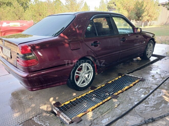 Mercedes C 180 1997, 200,000 km - 1.8 l - Gəncə