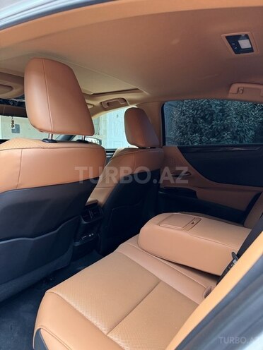Lexus ES 300h 2022, 38,000 km - 2.5 l - Bakı