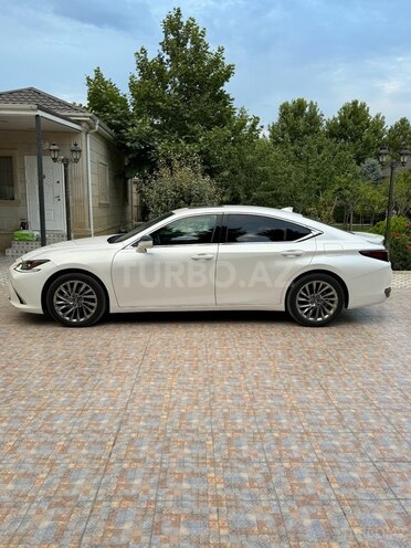 Lexus ES 300h 2022, 38,000 km - 2.5 l - Bakı