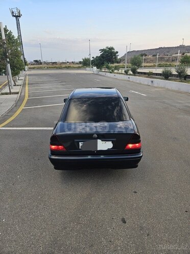 Mercedes C 180 1999, 355,310 km - 1.8 l - Bakı