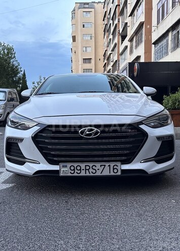 Hyundai Elantra 2018, 109,435 km - 1.6 l - Bakı