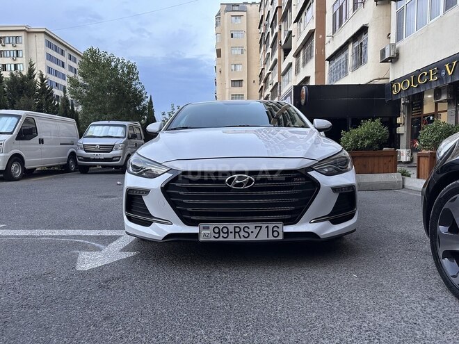 Hyundai Elantra 2018, 109,435 km - 1.6 l - Bakı
