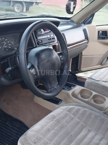 Jeep Grand Cherokee 1998, 255,000 km - 3.1 л - Saatlı