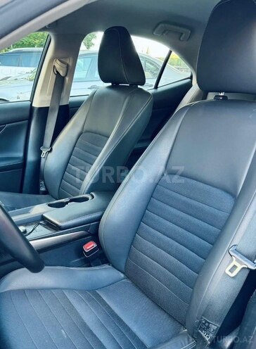 Lexus IS 250 2015, 190,000 km - 2.5 л - Bakı