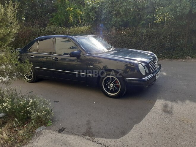 Mercedes E 240 1999, 356,200 km - 2.4 l - Sabirabad