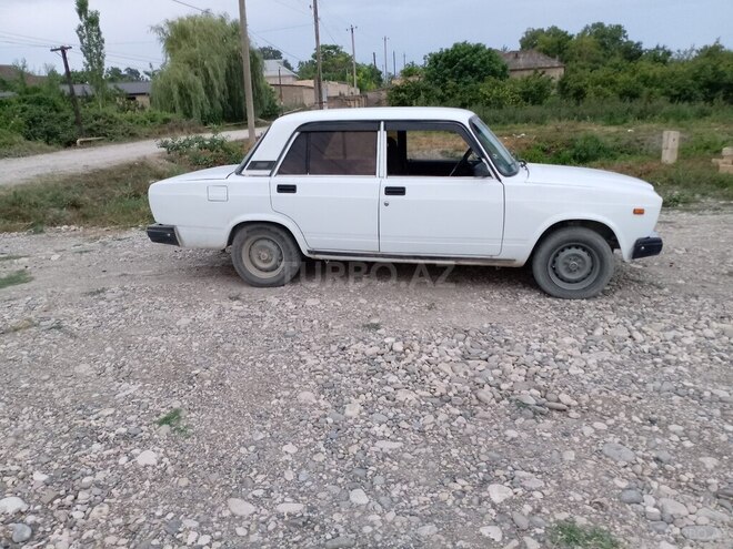 LADA (VAZ) 2107 2007, 218,900 km - 1.5 l - Xudat