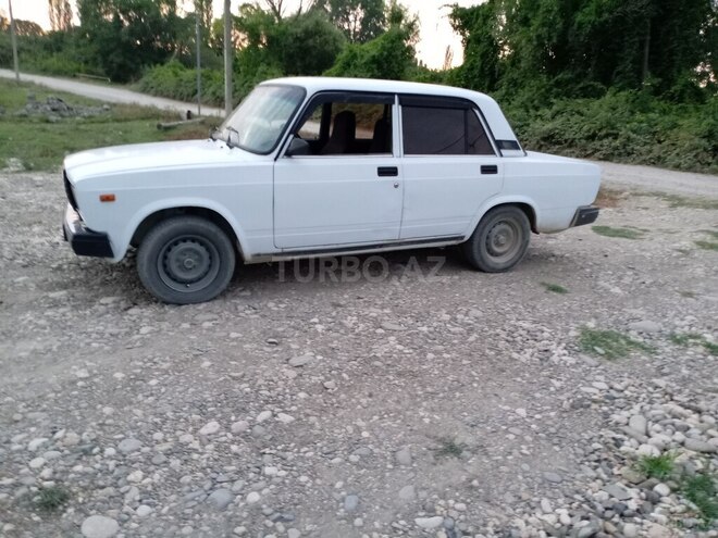 LADA (VAZ) 2107 2007, 218,900 km - 1.5 l - Xudat