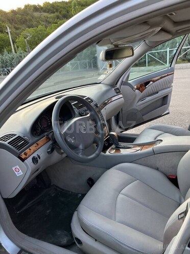 Mercedes E 220 d 2002, 369,700 km - 2.2 l - Bakı