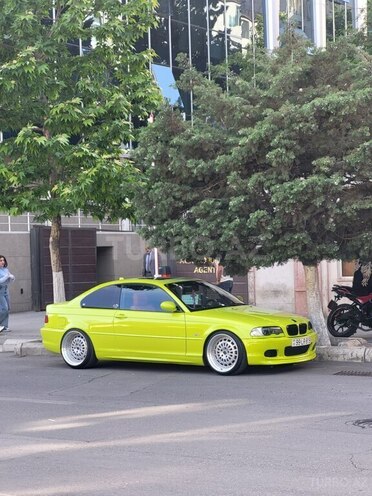 BMW 325 2001, 393,000 km - 2.5 l - Bakı