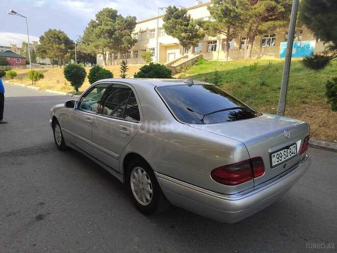 Mercedes E 230 1996, 466,000 km - 2.3 l - Bakı
