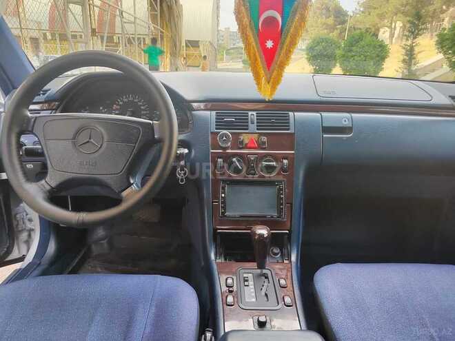 Mercedes E 230 1996, 466,000 km - 2.3 l - Bakı