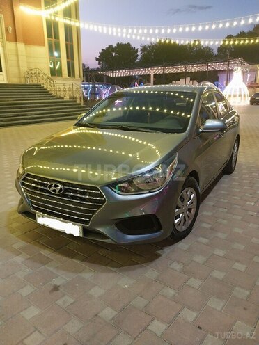 Hyundai Accent 2018, 107,890 km - 1.6 л - Şirvan