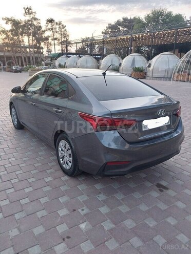 Hyundai Accent 2018, 107,890 km - 1.6 л - Şirvan