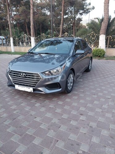Hyundai Accent 2018, 107,890 km - 1.6 л - Şirvan