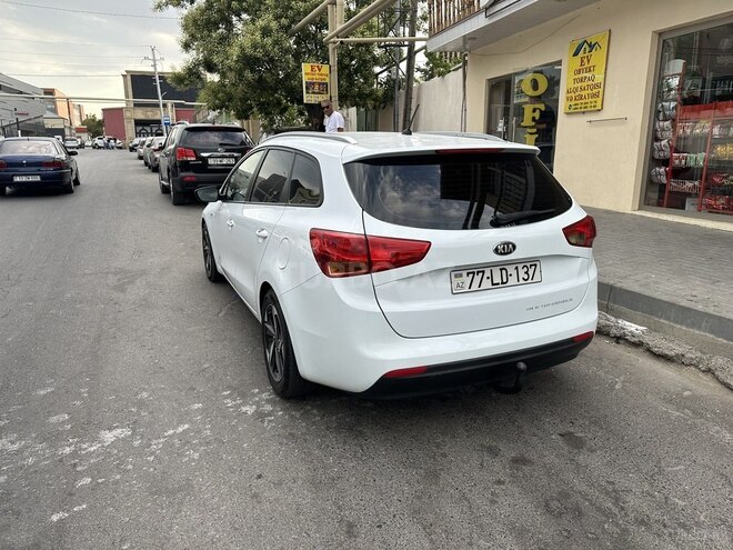 Kia Ceed 2014, 180,000 km - 1.6 l - Bakı
