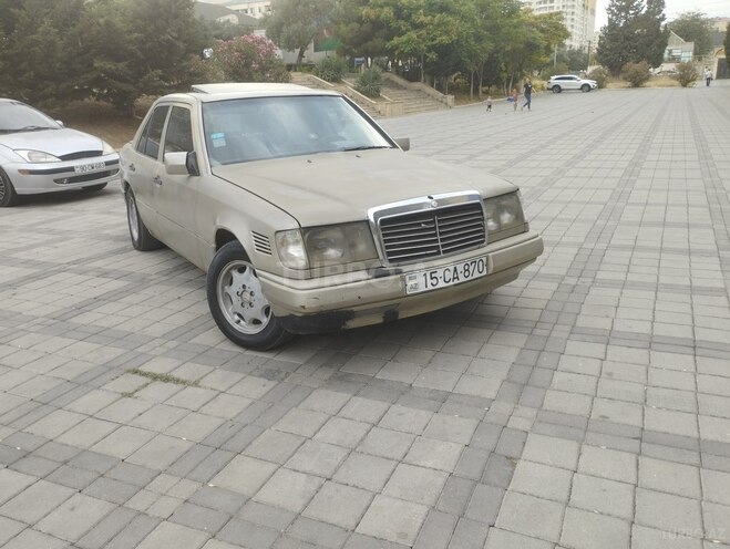 Mercedes E 250 1991, 450,000 km - 2.5 l - Bakı