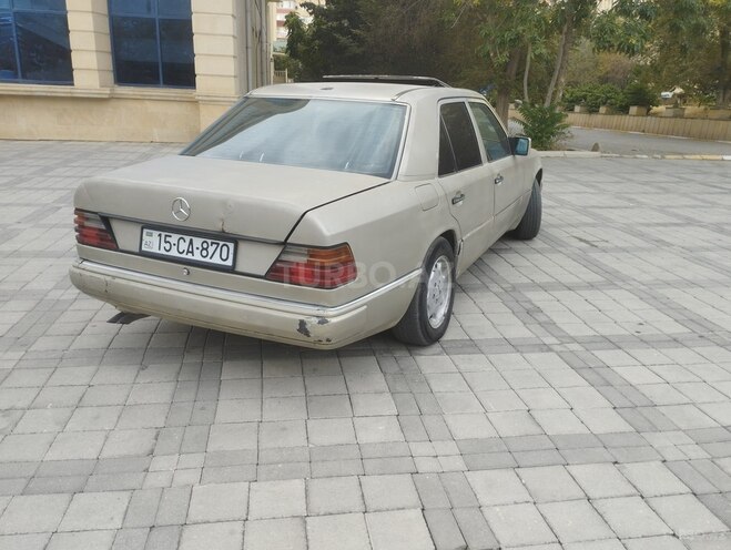 Mercedes E 250 1991, 450,000 km - 2.5 l - Bakı