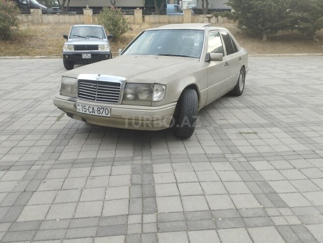 Mercedes E 250 1991, 450,000 km - 2.5 l - Bakı