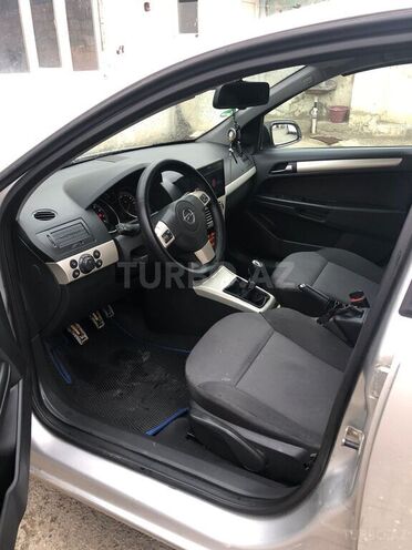 Opel Astra 2008, 157,000 km - 1.6 l - Gəncə