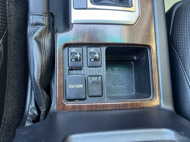 Toyota Land Cruiser Prado 2013, 240,000 km - 3.0 л - Bakı