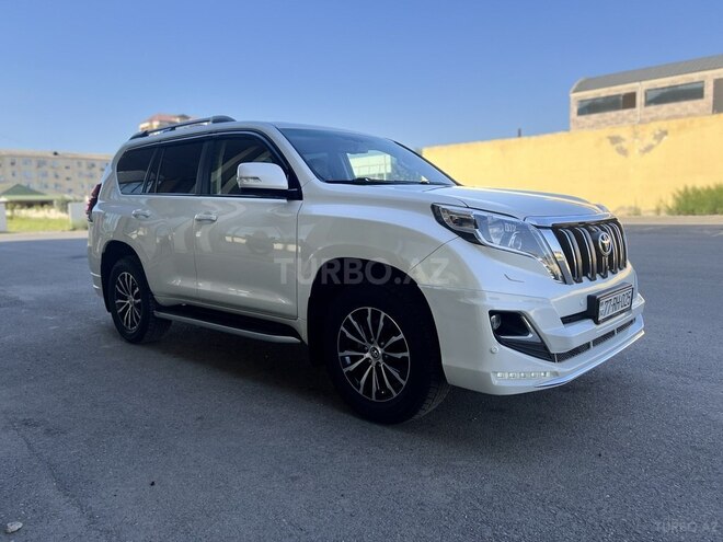 Toyota Land Cruiser Prado 2013, 240,000 km - 3.0 л - Bakı