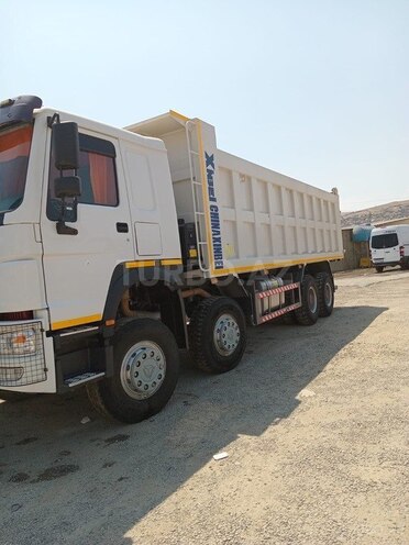 HOWO Sinotruk 2023, 34,200 km - 9.0 l - Bakı