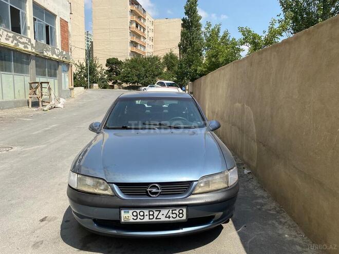 Opel Vectra 1998, 310,000 km - 1.8 l - Bakı