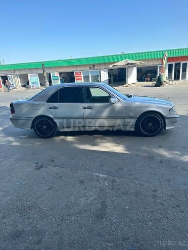 Mercedes C 220 1998, 406,000 km - 2.2 л - Bakı