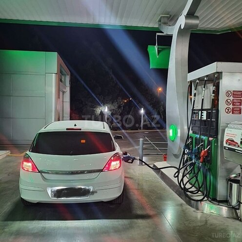 Opel Astra 2009, 255,000 km - 1.4 l - Bakı