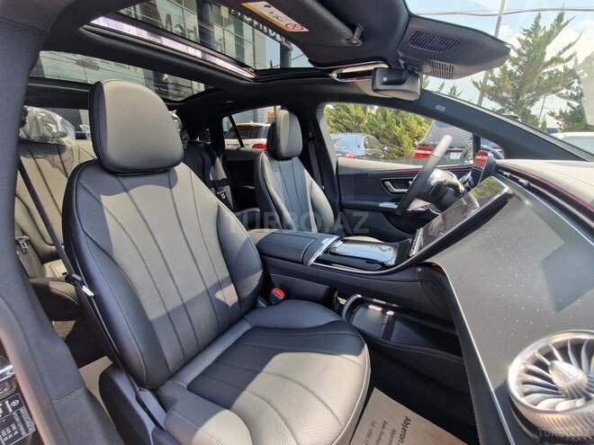 Mercedes EQE 350 4MATIC 2024, 0 km - 0.1 л - Bakı