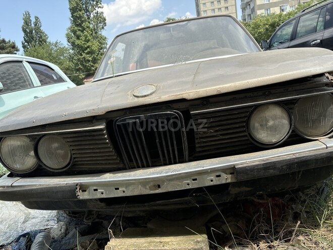BMW 523 1983, 319,000 km - 1.8 l - Bakı
