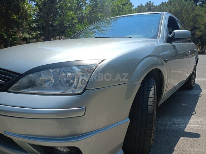 Ford Mondeo 2004, 244,999 km - 2.0 l - Sumqayıt