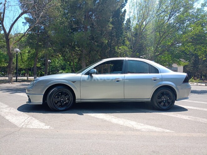 Ford Mondeo 2004, 244,999 km - 2.0 l - Sumqayıt