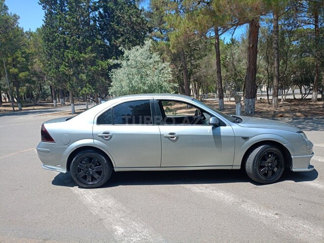 Ford Mondeo 2004, 244,999 km - 2.0 l - Sumqayıt