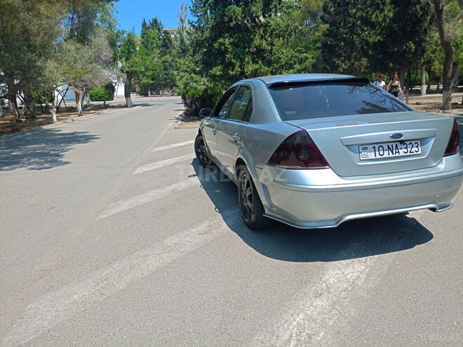 Ford Mondeo 2004, 244,999 km - 2.0 l - Sumqayıt