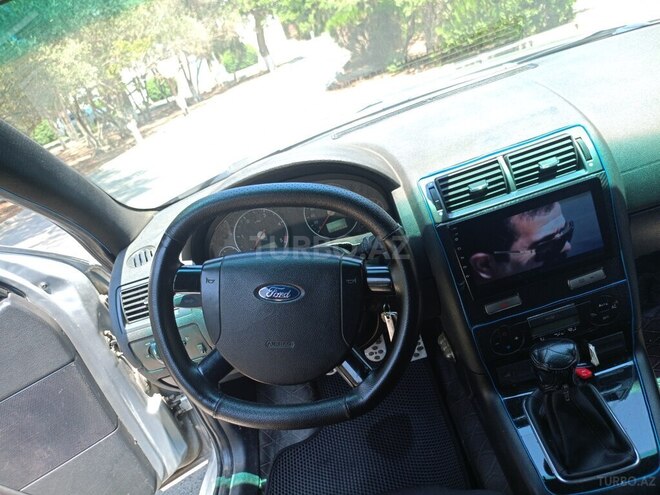 Ford Mondeo 2004, 244,999 km - 2.0 l - Sumqayıt