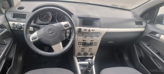 Opel Astra 2008, 210,000 km - 1.4 l - Bakı