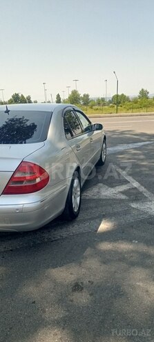 Mercedes E 220 d 2003, 437,288 km - 2.2 l - Qəbələ