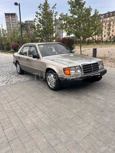 Mercedes E 200 1993, 363,222 km - 2.0 l - Şəmkir