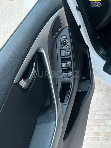 Hyundai Avante 2014, 96,000 km - 1.6 l - Bakı